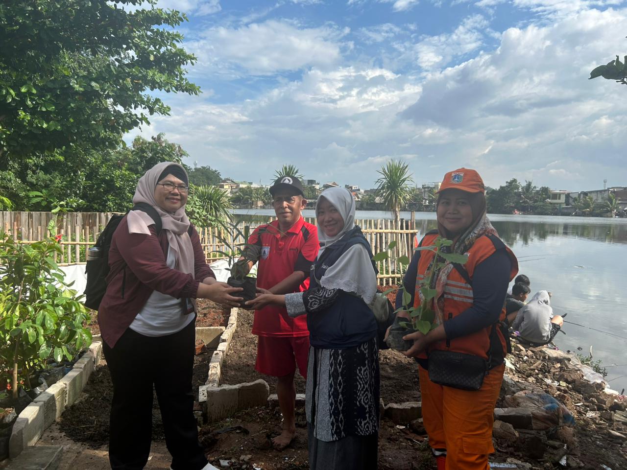 From Vacant Land to a Space of Hope: Urban Farming with PT Bintang Toedjoe